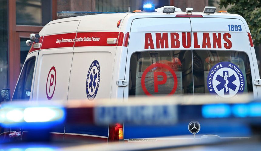 Karetka, policja