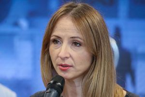 Agnieszka Dziemianowicz-Bąk