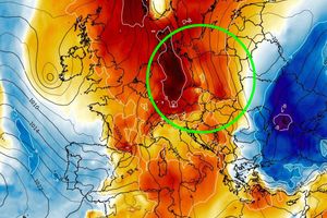 Mapa anomalii temperatury