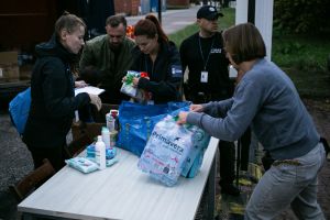 Zbiórka darów dla powodzian w Warszawie 