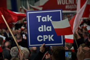 transparent z napisem "Tak dla CPK"