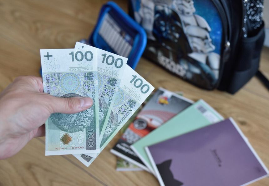 Pieniądze na wyprawkę szkolną Dobry Start 