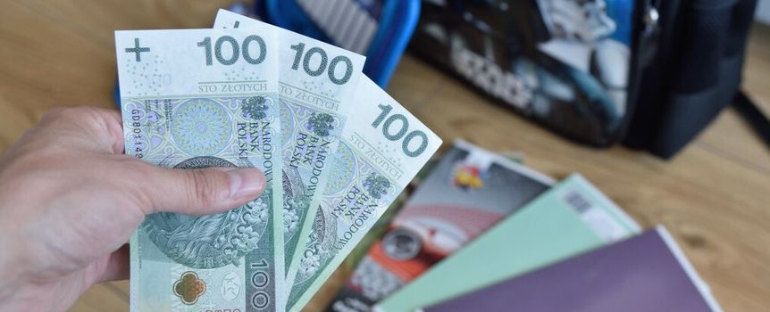 Pieniądze na wyprawkę szkolną Dobry Start 