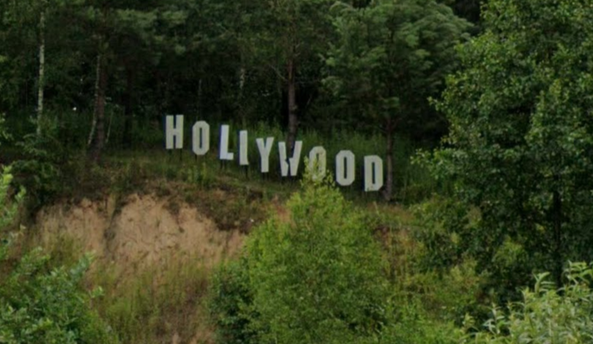 Napis Hollywood w Polsce