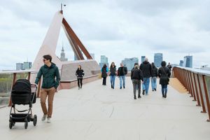 Nowa kładka w Warszawie