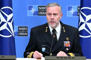 Szef Komitetu Wojskowego NATO admirał Rob Bauer