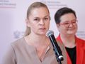 Barbara Nowacka na konferencji prasowej