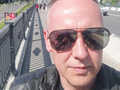 Tomasz szmydt świętuje ucieczkę z kraju
