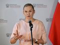 Barbara Nowacka podczas konferencji prasowej