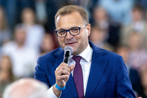 Kim jest Radosław Witkowski?
