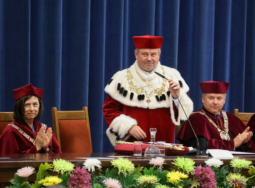 Rektor UW
