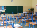 pusta klasa lekcyjna w szkole 