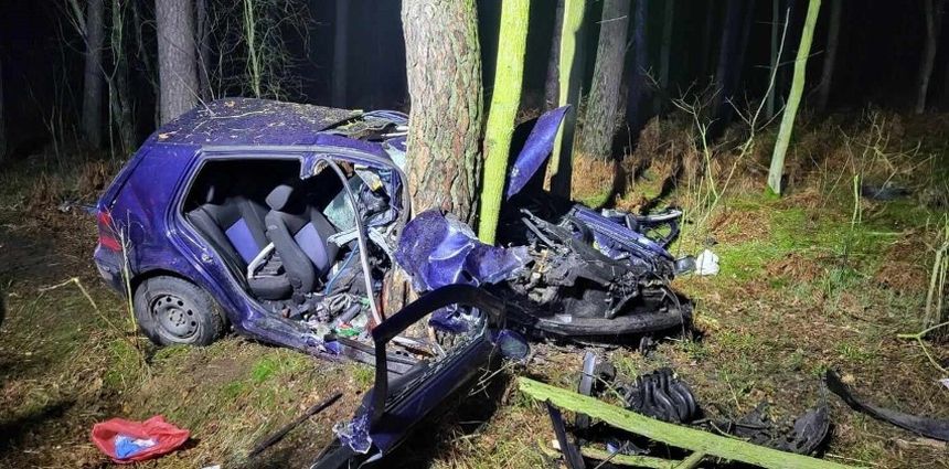 Pleszew wypadek bmw