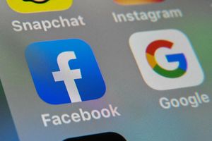 Aplikacje Facebooka i Googla