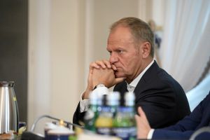 premier Donald Tusk