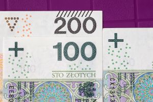 300 zł i plus