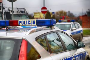 chłopiec potrącił policjanta