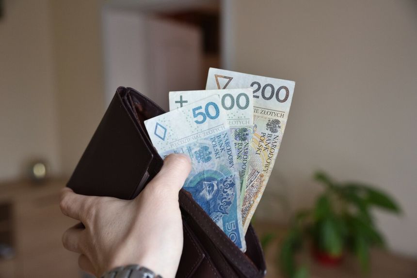 pieniądze w porfelu