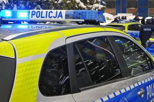 radiowóz na sygnale
