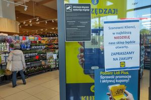 komunikat o otwarciu sklepu w niedzielę