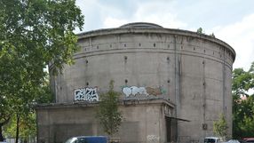 Schron przeciwlotniczy z roku 1943 przy ul. Białodrzewnej