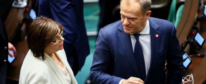 Izabela Leszczyna, Donald Tusk