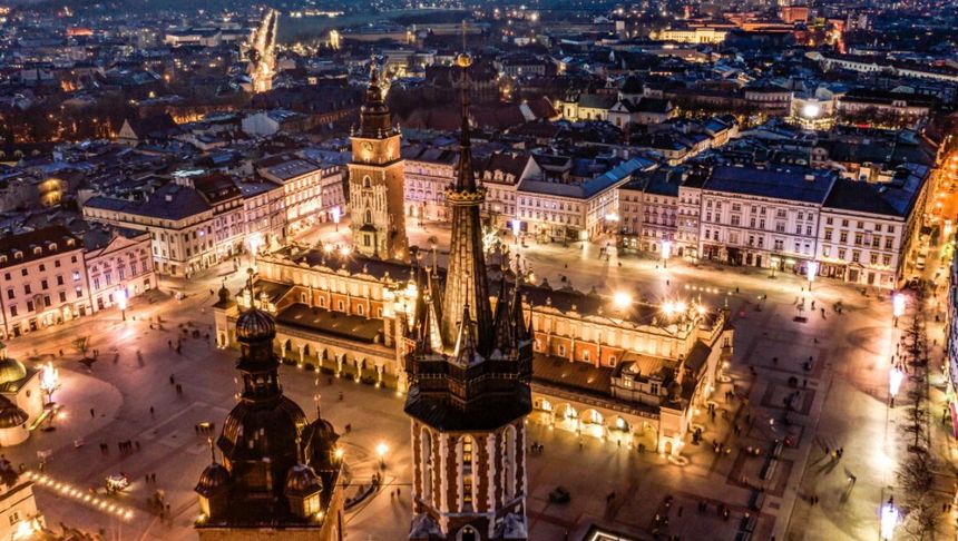 Kraków nocą