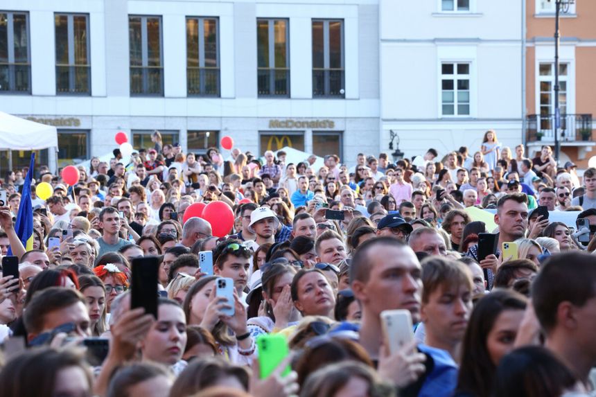 Dzień Niepodłeglości Ukrainy na Placu Zamkowym w Warszawie