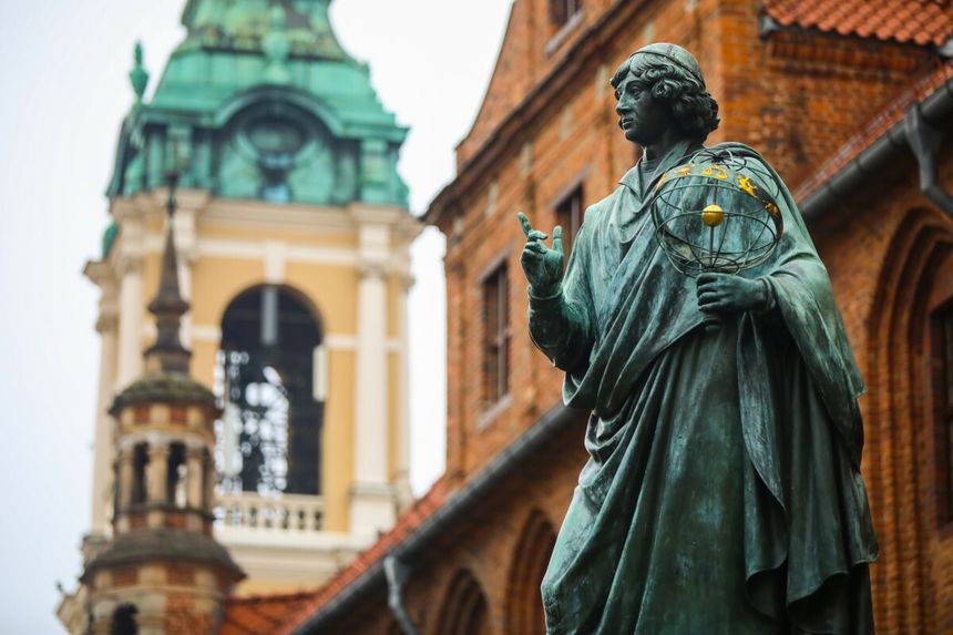 Pomnik Mikołaja Kopernika w Toruniu