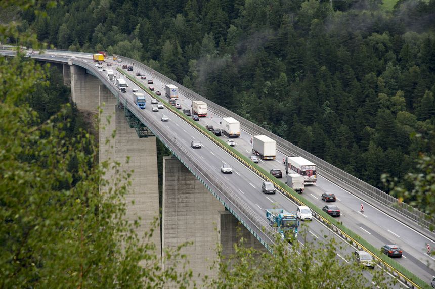 Jakie limity prędkości obowiązują na autostradach w Europie?
