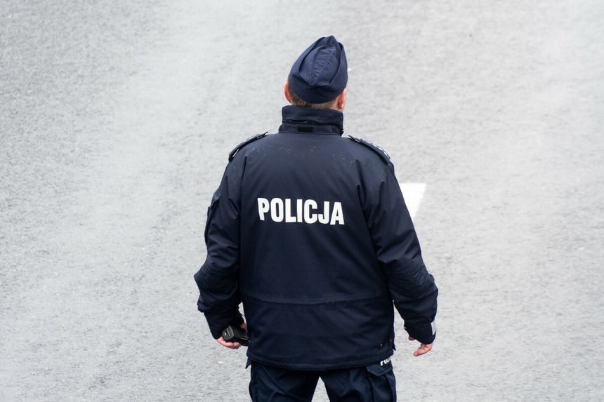 Policjant - zdj. ilustracyjne