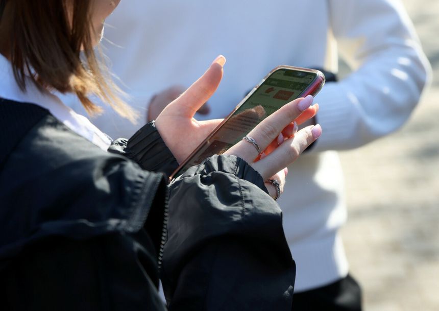 Telefon
