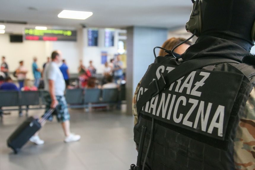 Akcja służb w Pyrzowicach