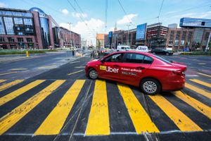 Uber na przejściu