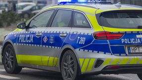 Radiowóz policji na sygnale