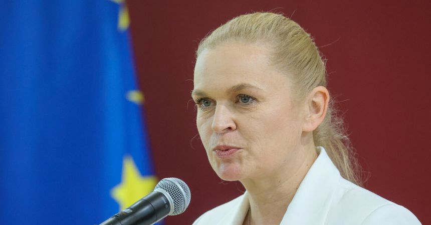 Barbara Nowacka