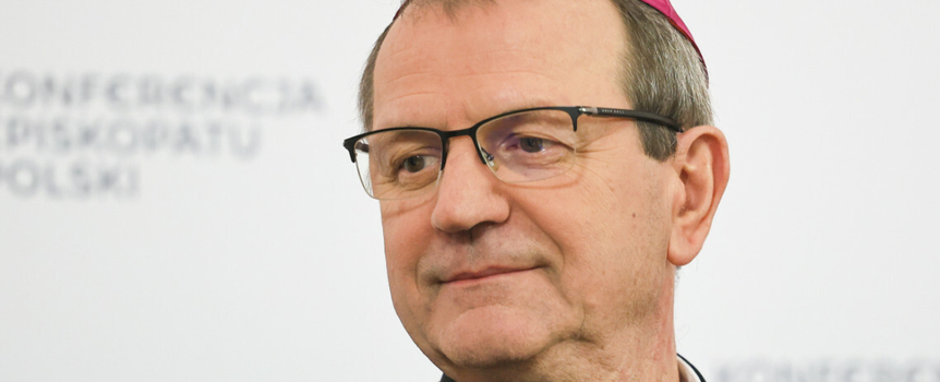 Kim jest abp Tadeusz Wojda?