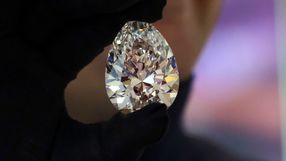 Diament The Rock na aukcji