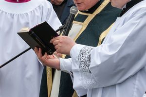 Pijany ksiądz