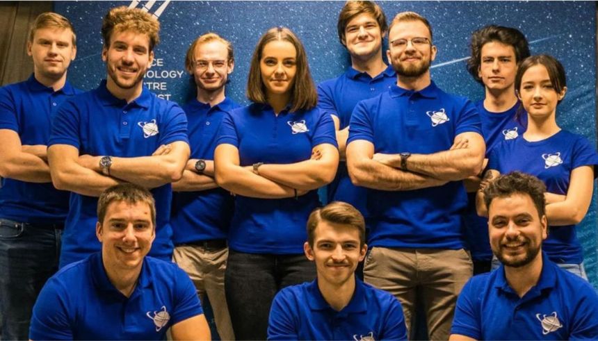 Członkowie i członkinie Koła Naukowego AGH Lunar Technologies