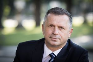 Prof. Mazur