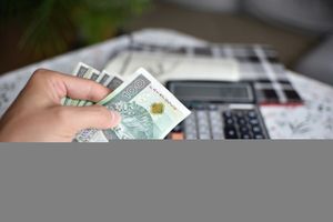 Co drugi Polak myśli, że w ten sposób oszczędza. „Nieświadomie zapłacili spory podatek”
