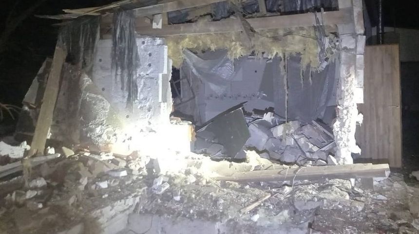 Śmiertelny ostrzał budynku mieszkalnego