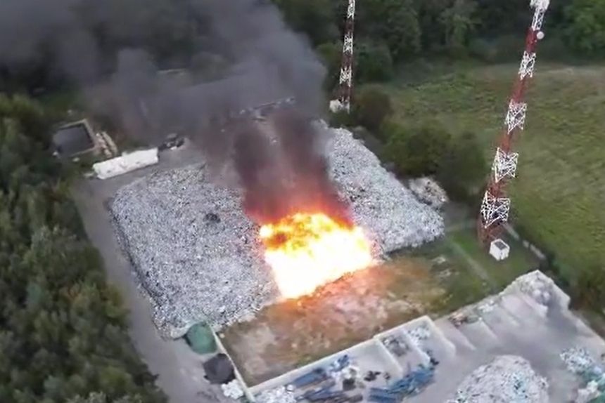 pożar składowiska odpadów