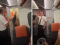 Para uprawiała seks w ubikacji w samolocie