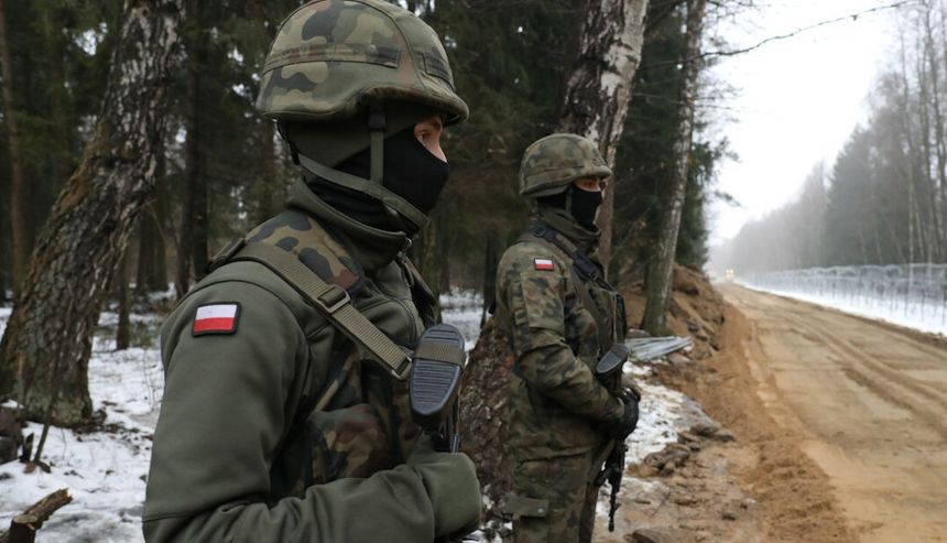 Żołnierze na granicy z Białorusią