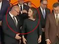 pocałunek na spotkaniu ministrów SZ UE