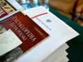 Biało-czerwony pasek na świadectwie
