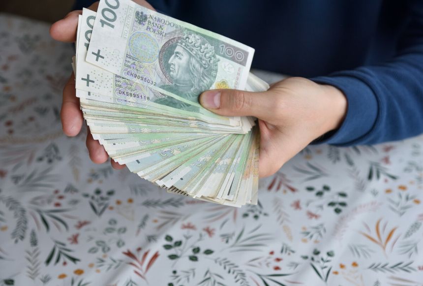 Program PiS będzie zastąpiony nowym rozwiązaniem. „Trwają prace”