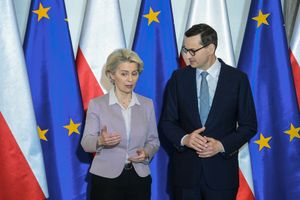 Mateusz Morawiecki, Ursula von der Leyen